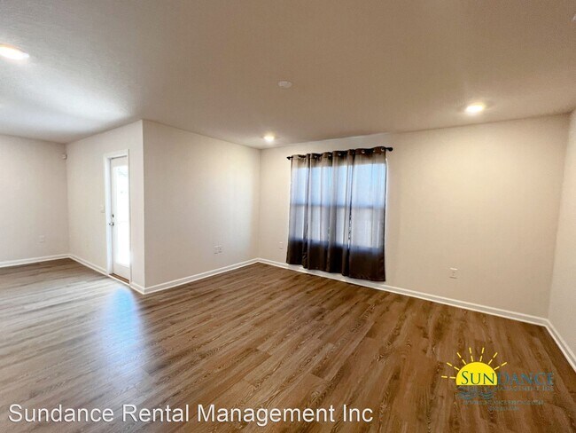 Foto del edificio - 4 br, 2 bath House - 3556 Sugar Maple Lane