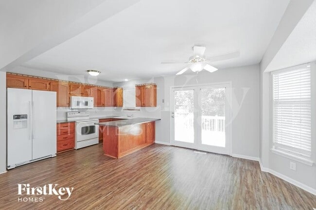 Building Photo - 2035 NE Cookson Ct