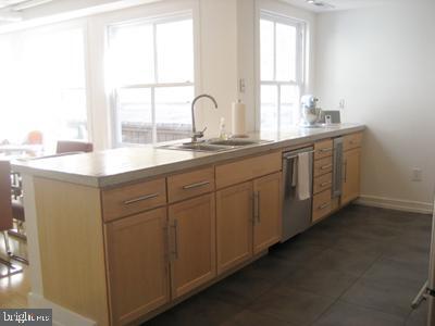 Primary Photo - 1606 Chestnut St