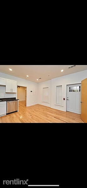 Primary Photo - 5551 Illinois Ave NW