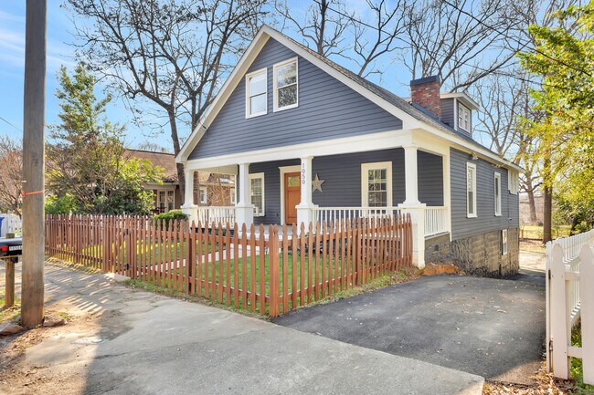 Foto del edificio - 1050 Tilden St NW