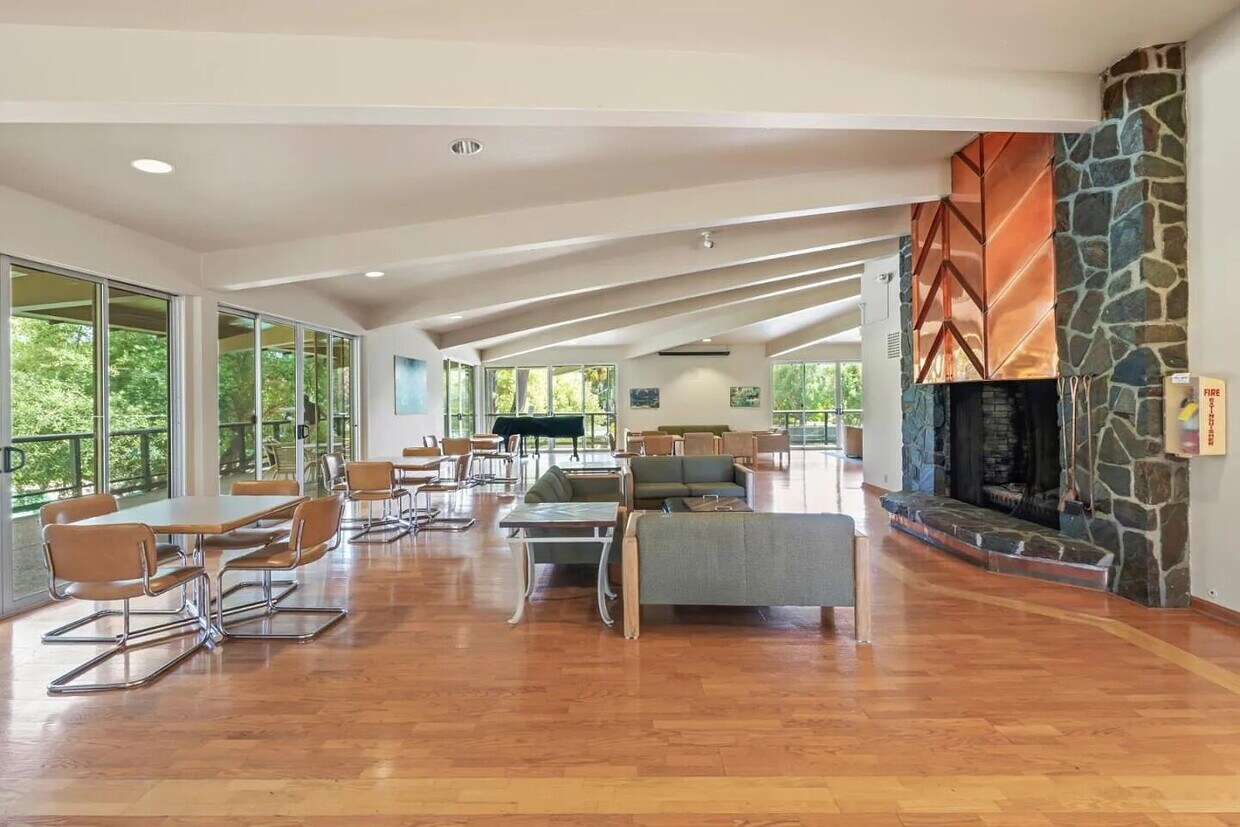 Foto principal - "Chic 1-Bedroom San Mateo Retreat with Mod...