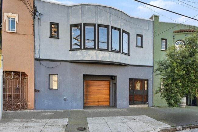 Foto del edificio - 526 Silver Ave