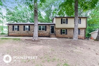 Building Photo - 2830 Botany Dr