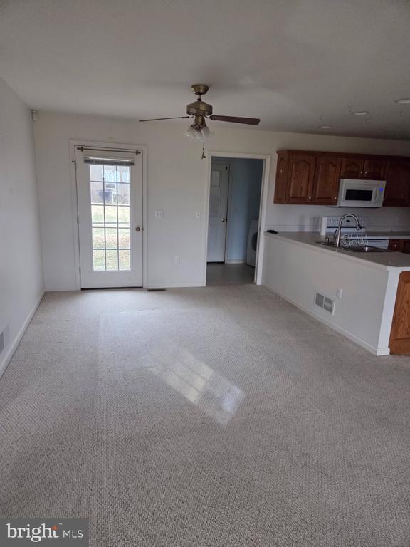 Foto del edificio - 177 Valentine Rd