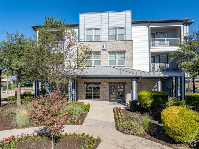 Leasing Office - Art at Brattons Edge