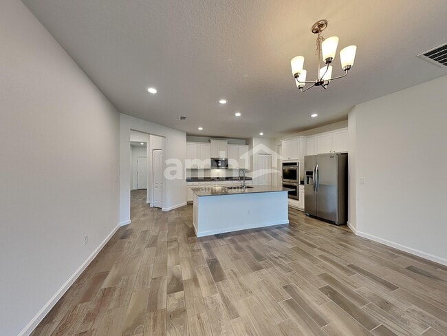 Building Photo - 144 Athens Dr