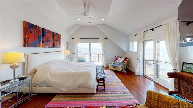 Foto del edificio - 971 Fairfield Beach Rd