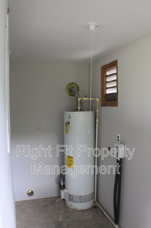 Foto del edificio - 4215 Forrest Rd