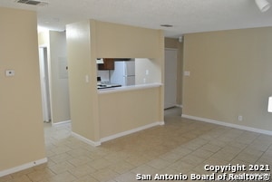 Building Photo - 7528 Windsor Oaks