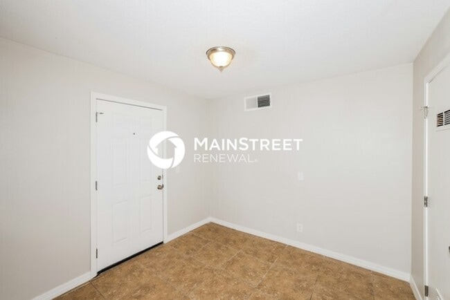 Building Photo - 4 Bedroom Pet-Friendly Home in Phoenix, AZ...