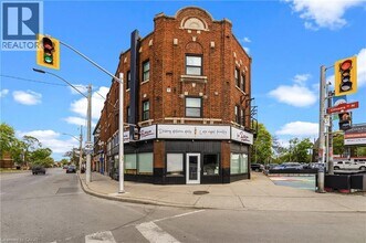 Building Photo - 4 1/2 Ottawa St N