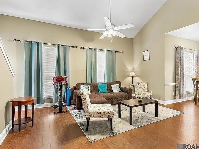 Foto del edificio - 5157 Etta St