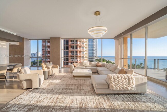 Foto del edificio - 17749 Collins Ave