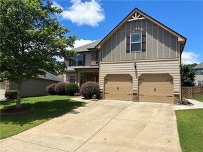 Building Photo - 1560 Walking Horse Trail