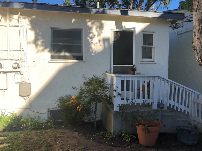 Rear Entrance - 46 Park Ave