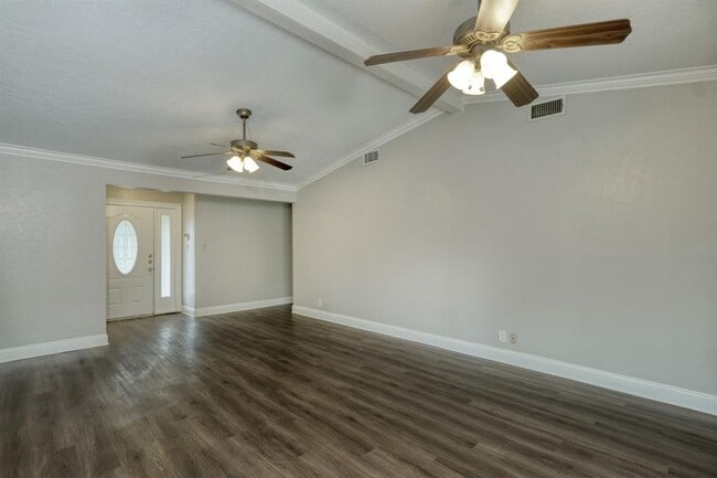 Building Photo - 804 Dunman Dr