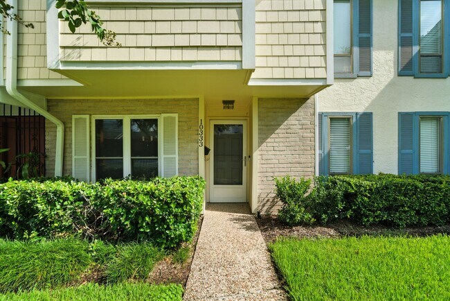 Foto del edificio - 10333 Longmont Dr