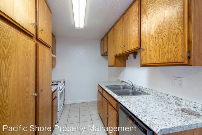 Building Photo - 3608 Vinton Ave