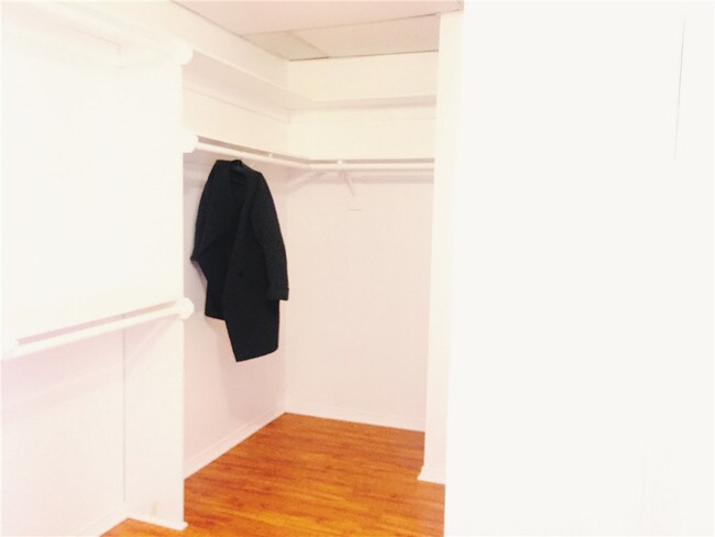 Foto del edificio - 1620 S Bentley Ave