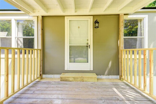 Building Photo - 12579 Pebble Creek Dr