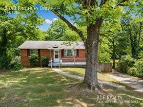 Building Photo - 2143 Finchley Dr