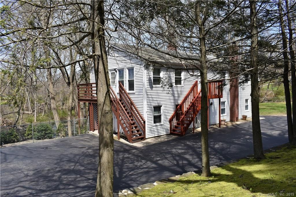 382 Riverside Dr, Thompson, CT 06255 Townhome Rentals in Thompson CT