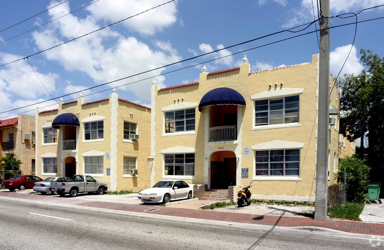 Foto del edificio - 1500 NW 7th Ct
