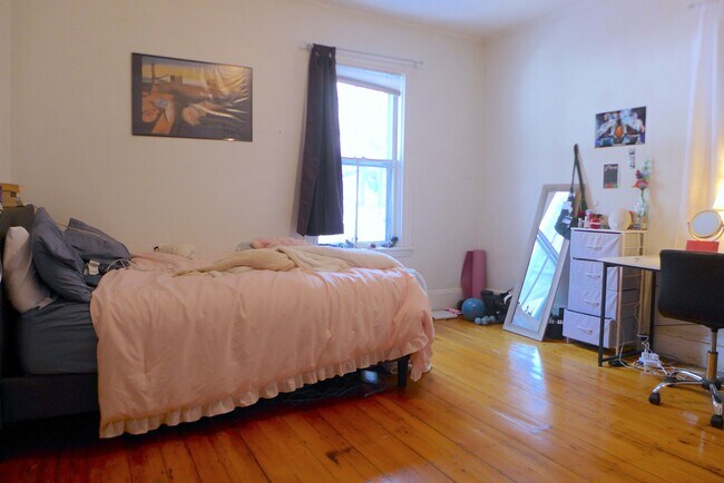 Foto del edificio - 61 Hillside St