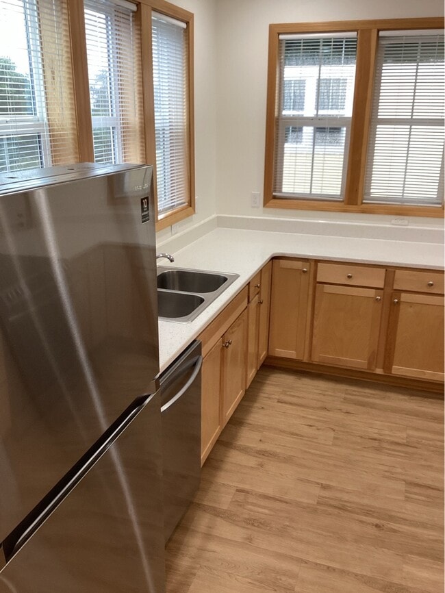 Building Photo - 648 NW Coast St