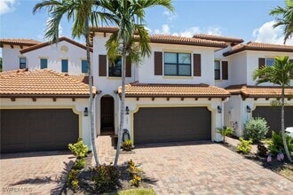 Building Photo - 15820 Portofino Springs Blvd