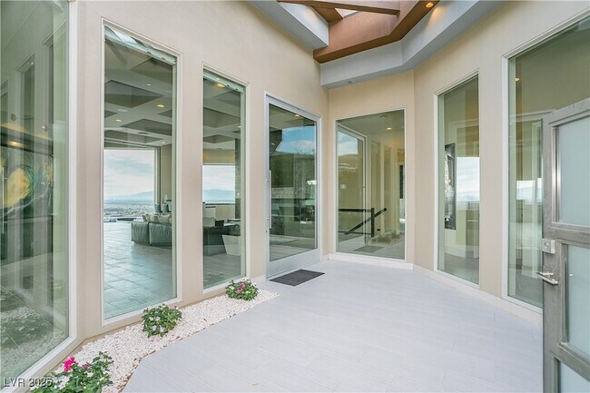 Foto del edificio - 1228 Stellar Rim Ct