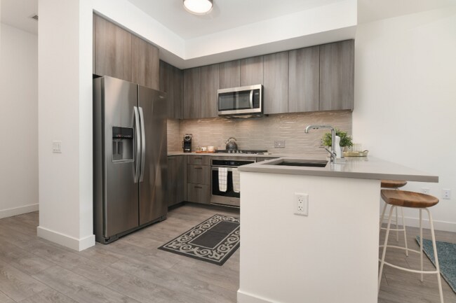 Foto del edificio - 825 W Madison St