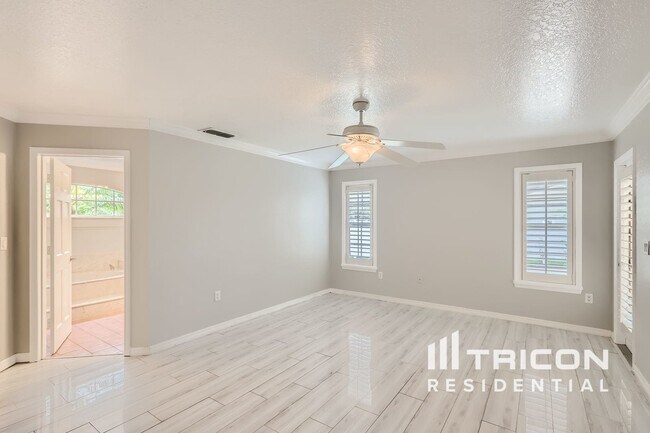 Foto del edificio - 5665 Olde Kings Ct