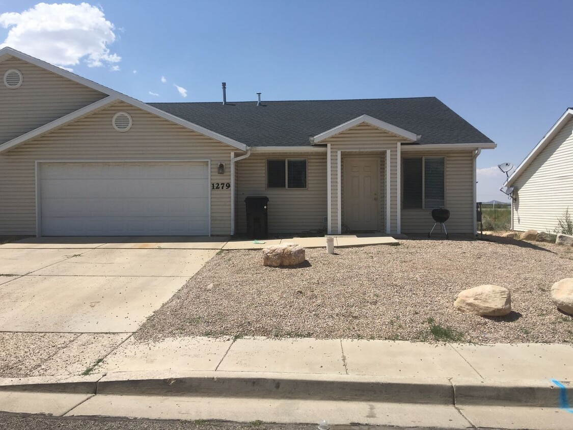 Primary Photo - Central Cedar City Gem 3-Bed, 2-Bath