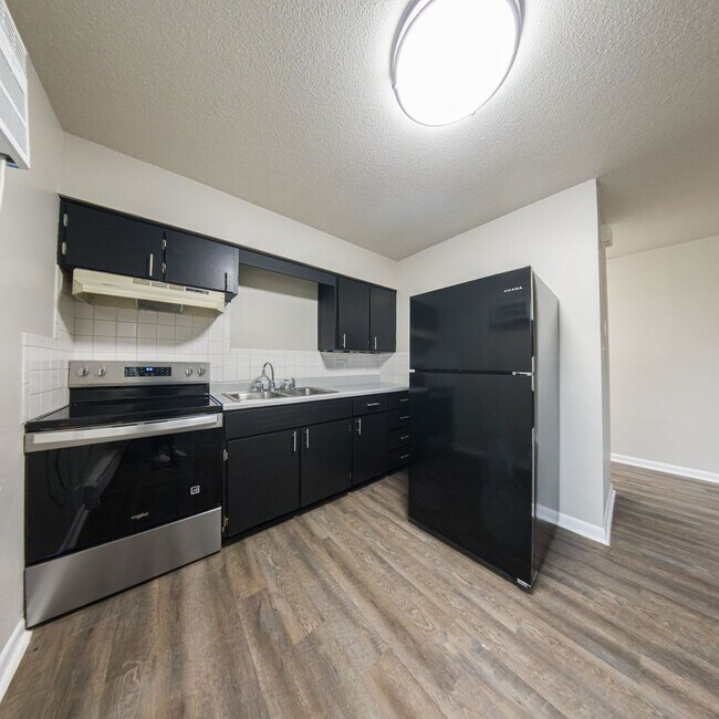 Foto del edificio - 104 2nd St NW