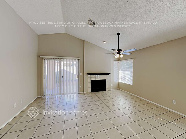 Foto del edificio - 1102 E Annette Dr