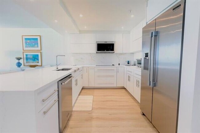Foto del edificio - 5601 Collins Ave
