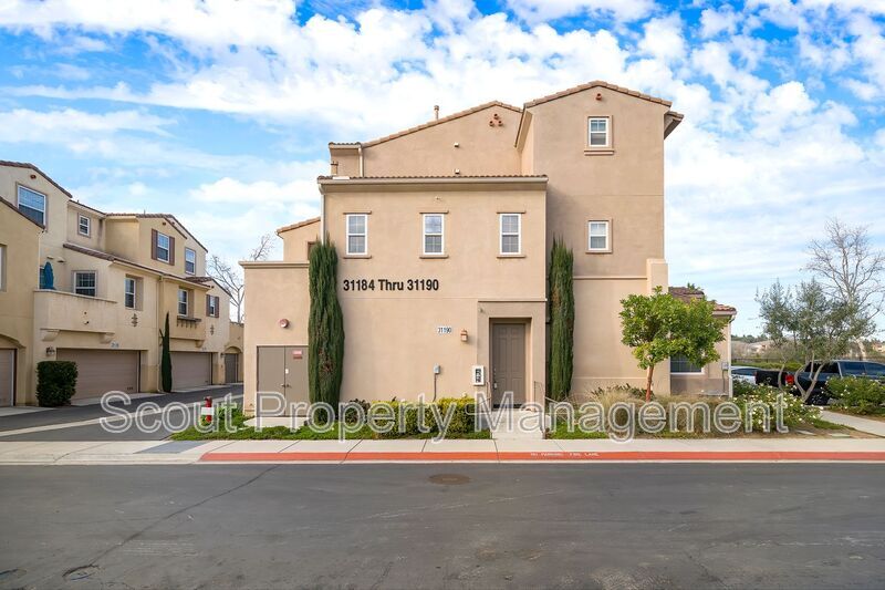 Foto principal - 31190 Strawberry Tree Ln