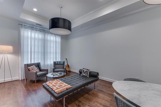 Foto del edificio - 418 NE 2nd St