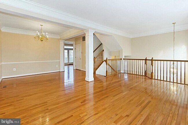 Foto del edificio - 6430 Katherine Ann Ln