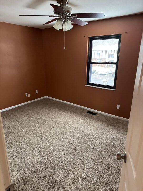 Foto del edificio - 3798 Treebrook Dr