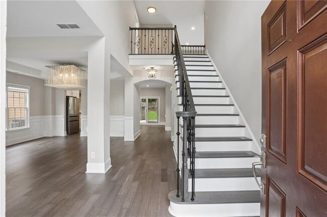 Building Photo - 5038 Wickford Dr