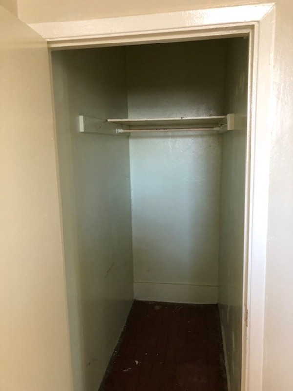 Building Photo - 1112 N San Marcial St