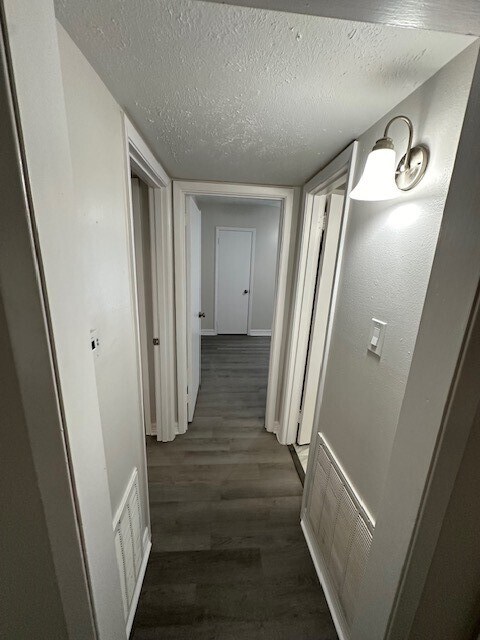 Building Photo - 3400 Timmons Ln