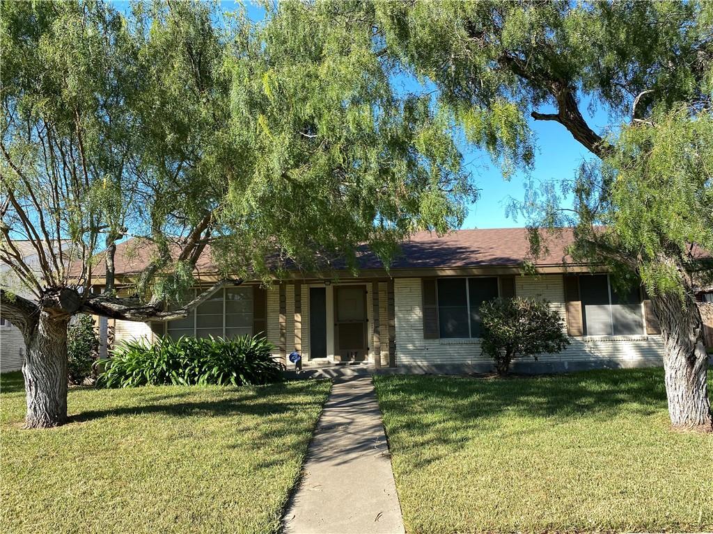 117 Daniel Moore Ave, Portland, TX 78374 House for Rent in Portland