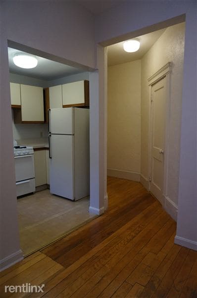 Building Photo - 211 Harvard Ave