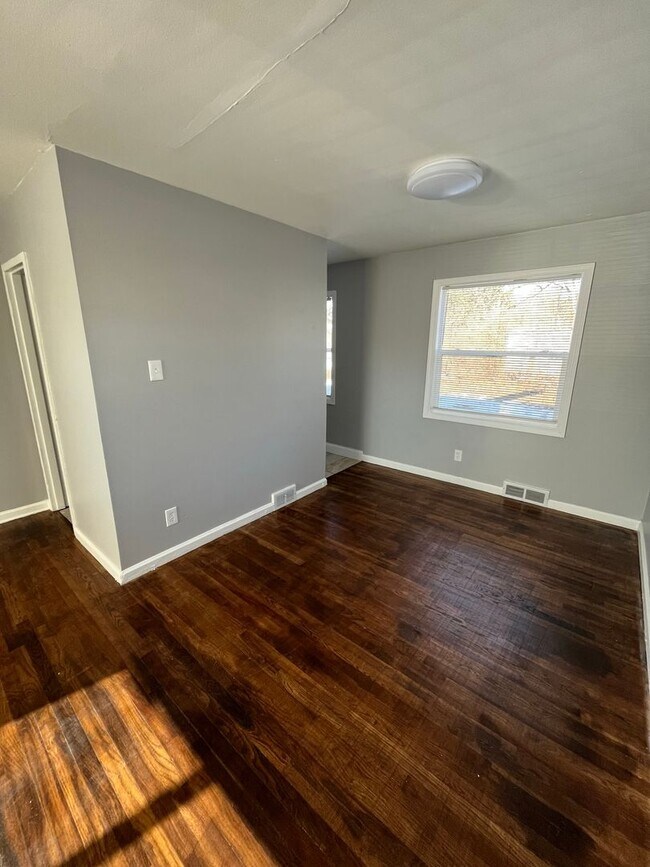 Foto del edificio - 2 Bedroom, 1 Bathroom Townhouse