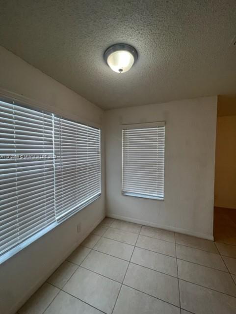 Building Photo - 3340 Pinewalk Dr N