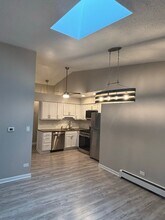 Building Photo - 16 Echo Ct